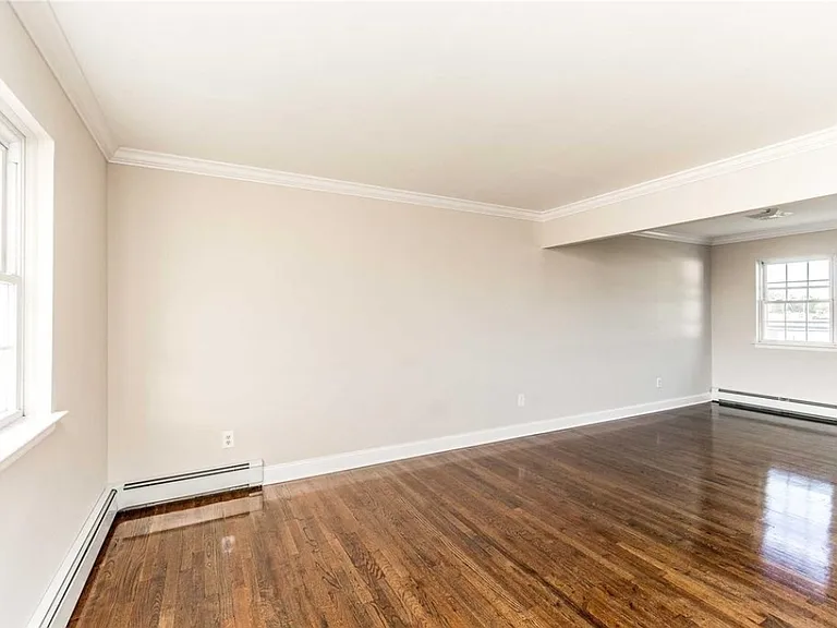 W Pulaski Rd — Photo 13