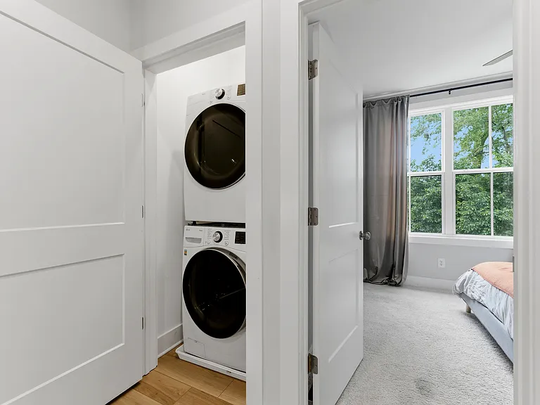 High-end LG washer/dryer