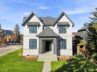 703 35th St NW, Calgary, AB T2N2Z6