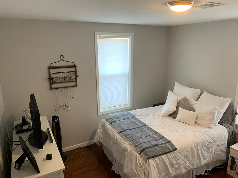839 N 24th St #3 — Photo 9