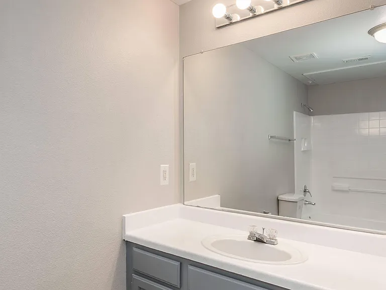 1401 S Aw Grimes Blvd — Photo 61