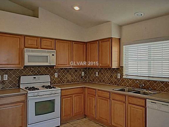4th image of 8538 Little Fox St