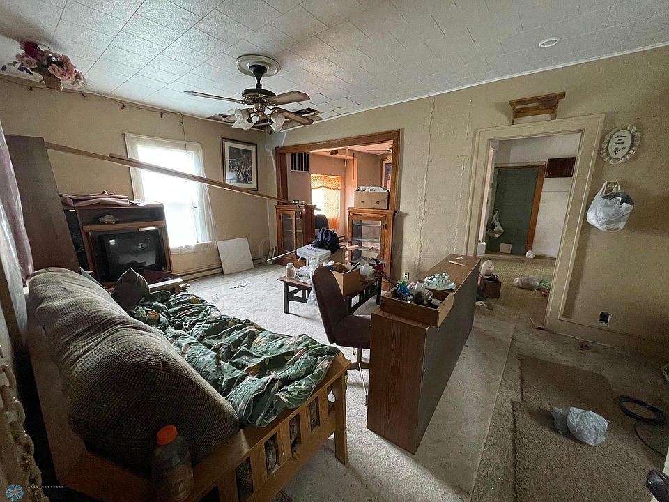 216 1st St SE, Rothsay, MN 56579 Zillow