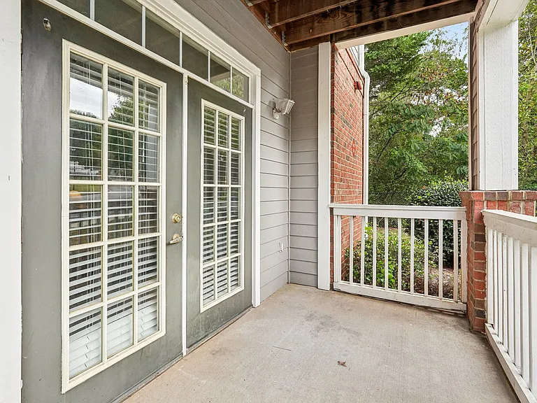 Leyland Pointe — Photo 36