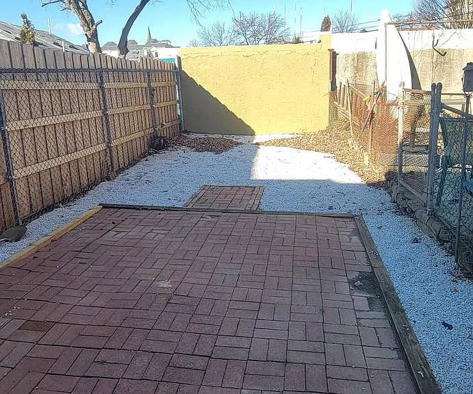 148 Gay St — Photo 13