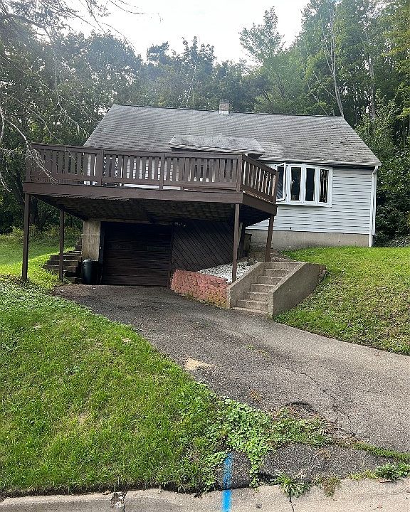 1st image of 511 Fernwood Ave