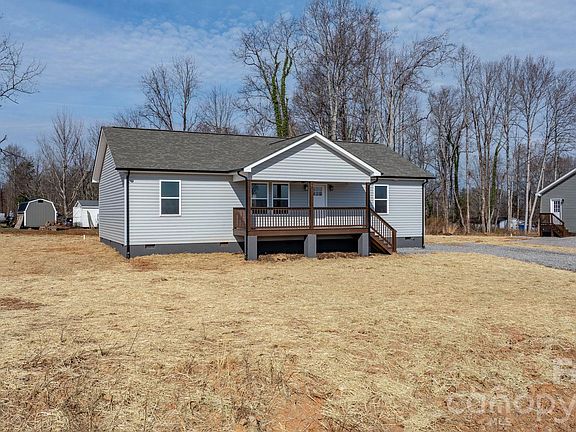 5th image of 270 Old Lumber Yard Rd