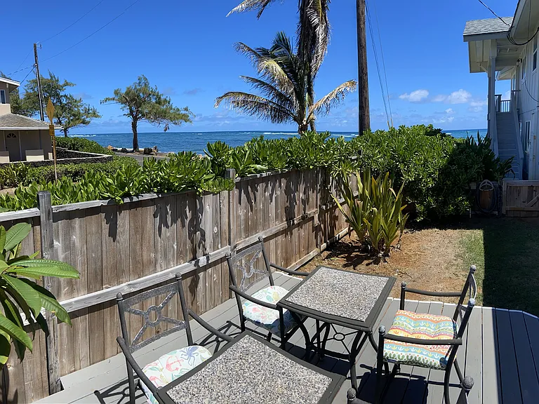 976 Niulani Rd #2 — Photo 2