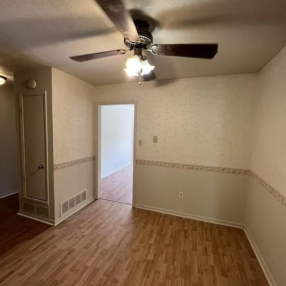 2104 Terrace Dr — Photo 8