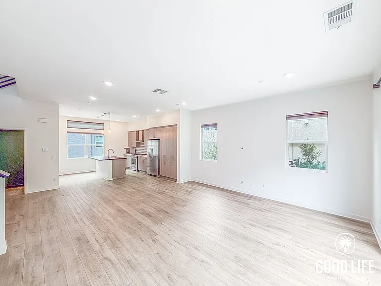 10451 Harlow Cir #32 — Photo 4