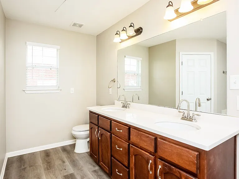 1657 Madison Ave — Photo 12