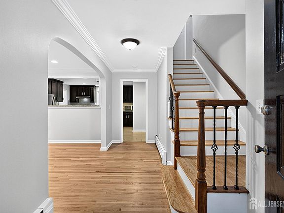 2nd image of 22 Franklin Blvd