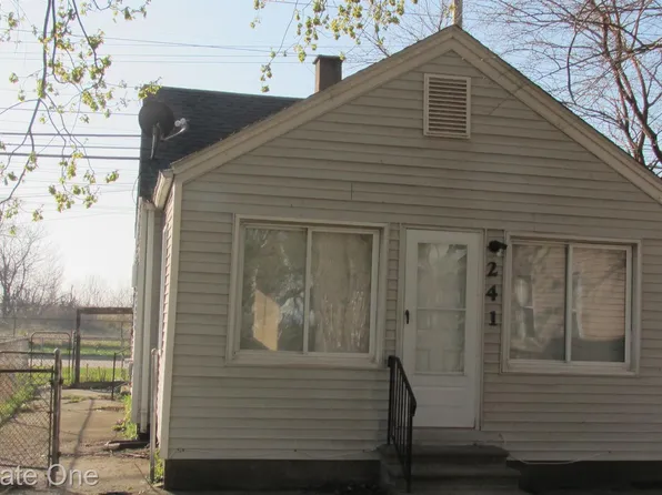 241 Goodell St, River Rouge, MI 48218