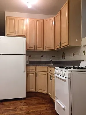 Rented by SBJ Brokerage, LLC | media 16