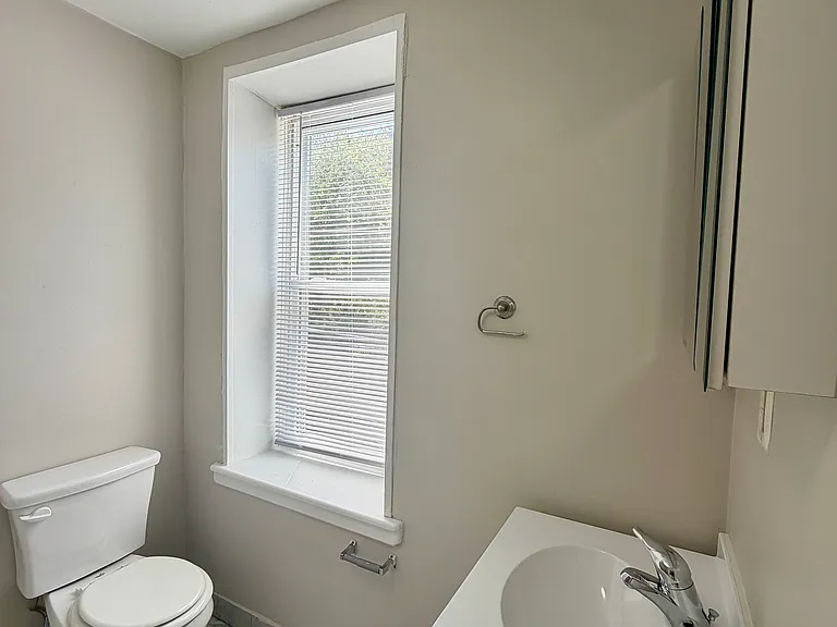 4066 Irving St #H — Photo 15