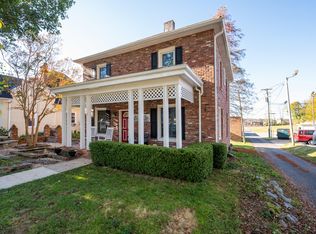 210 W Pine St, Johnson City, TN 37604