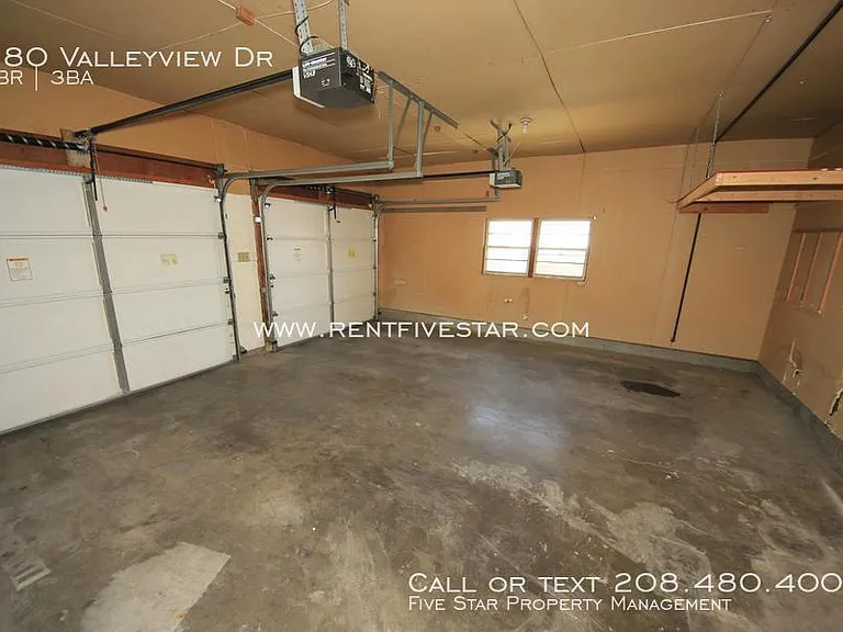 180 Valleyview Dr — Photo 17