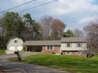 162 Green Oak Cir, Wilkesboro, NC 28697
