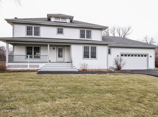 25511 W Ivanhoe Rd, Wauconda, IL 60084