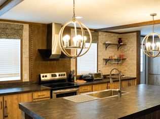 76 Rusty Rd, Gallipolis, OH 45631