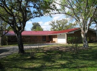 130 Harbor Cir, Mathis, TX 78368
