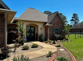 150 Douglas Memorial Rd, Leesville, LA 71446