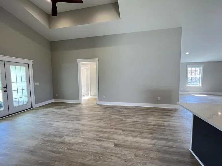 4840 McCall Ln — Photo 22