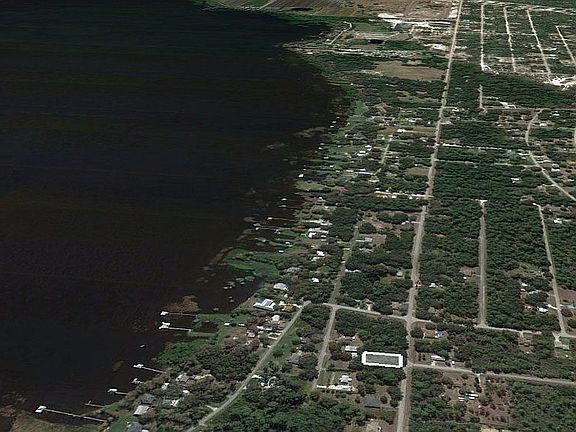 2nd image of 509 Highlands Lake Dr