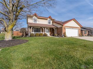 6980 Deer Bluff Dr, Dayton, OH 45424