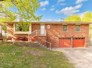 16001 E 41st St S, Independence, MO 64055