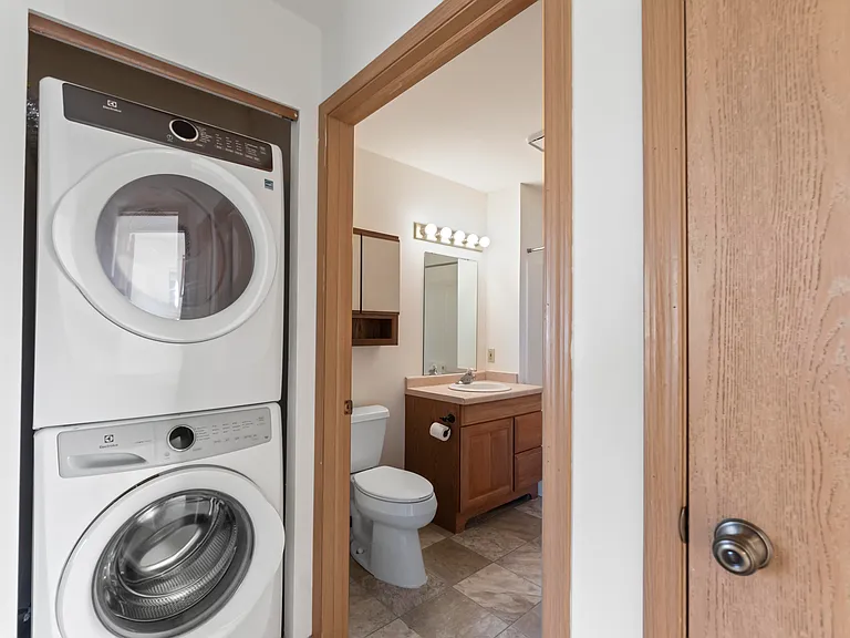 10700 W Grange Ave — Photo 12