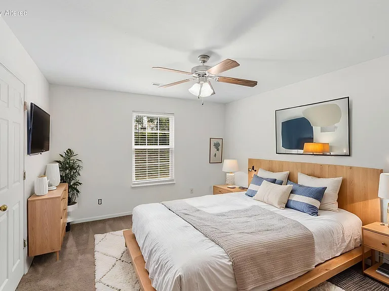 5004 Betty Jean Way — Photo 19