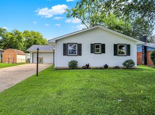 2011 Timbercrest Dr, Columbus, IN 47203