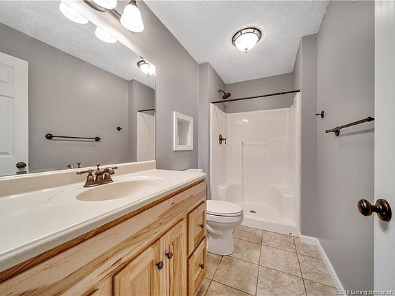 5th image of 1611 Clunie Ln NE