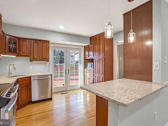 2nd image of 4402 San Carlos Dr
