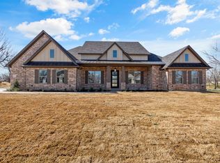 2717 Village Rd, Granbury, TX 76049