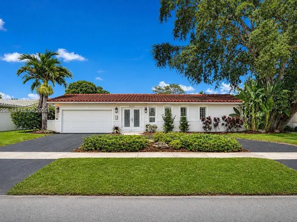 3671 N 47th Ave, Hollywood, FL 33021