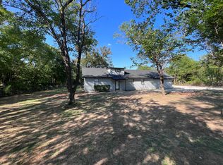 513 E 4th St, Joshua, TX 76058