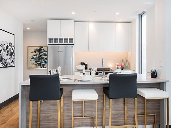 5th image of 42-22 27th St #920