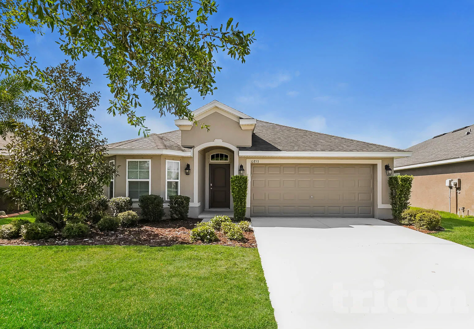 10853 Kirkwall Port Drive Wimauma FL — Photo 1