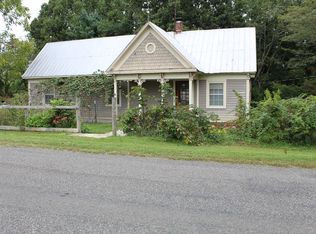 2326 Panther Creek Rd, Dugspur, VA 24325
