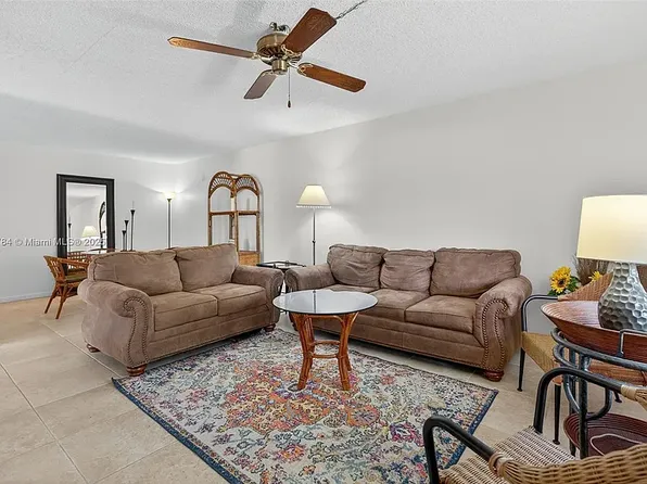 6536 Chasewood Dr, Jupiter, FL