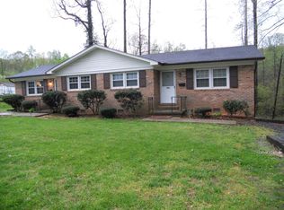 1423 Rolling Rd, Asheboro, NC 27205