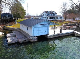 21069 Point Vivian Rd, Alexandria Bay, NY 13607