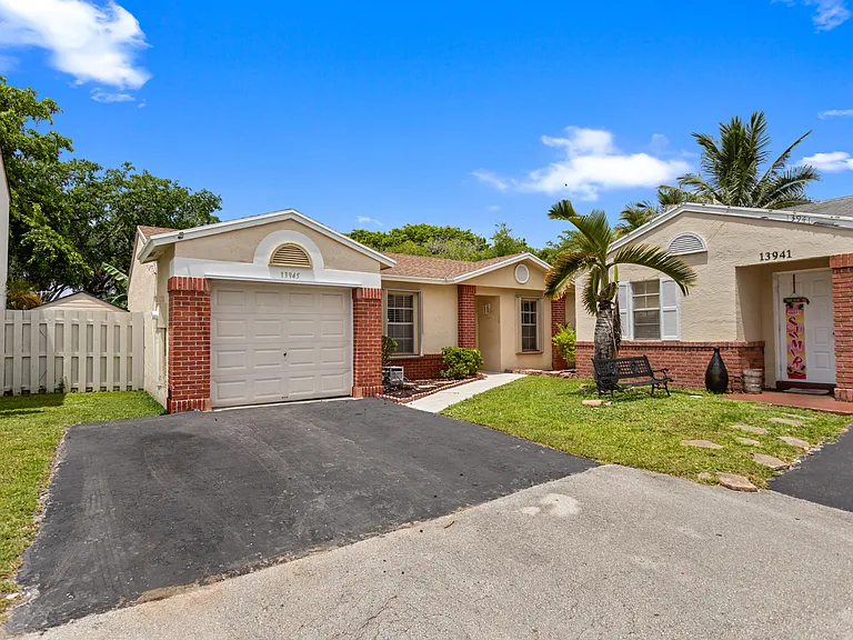 13945 Langley Pl — Photo 13
