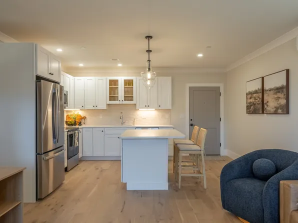 815 Lafayette Rd, Portsmouth, NH
