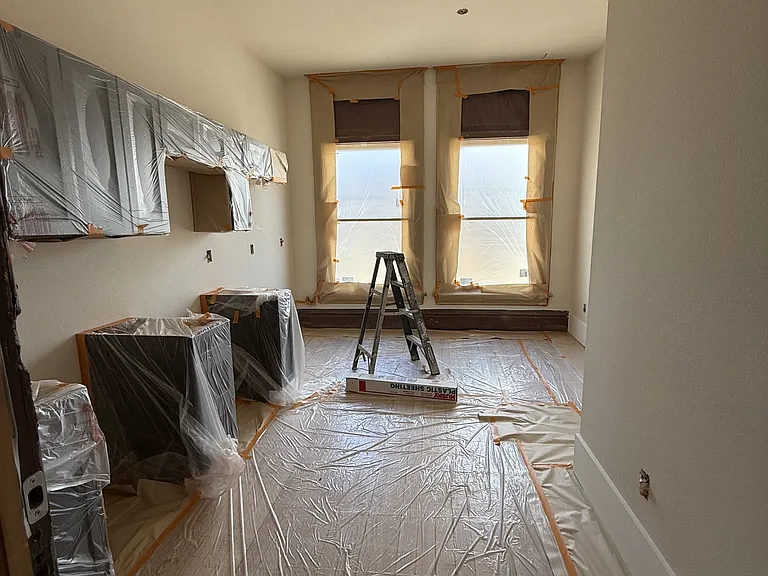 201 W Main St #6 — Photo 3