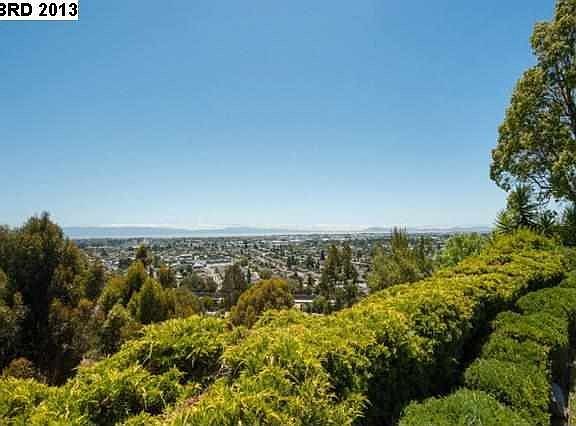 2nd image of 2676 Vista Grand Ct