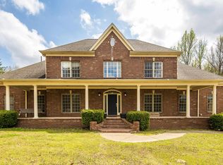 9275 Salem Woods Dr, Lakeland, TN 38002