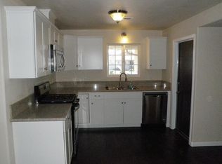 312 W Burlwood Ln, Lemoore, CA 93245